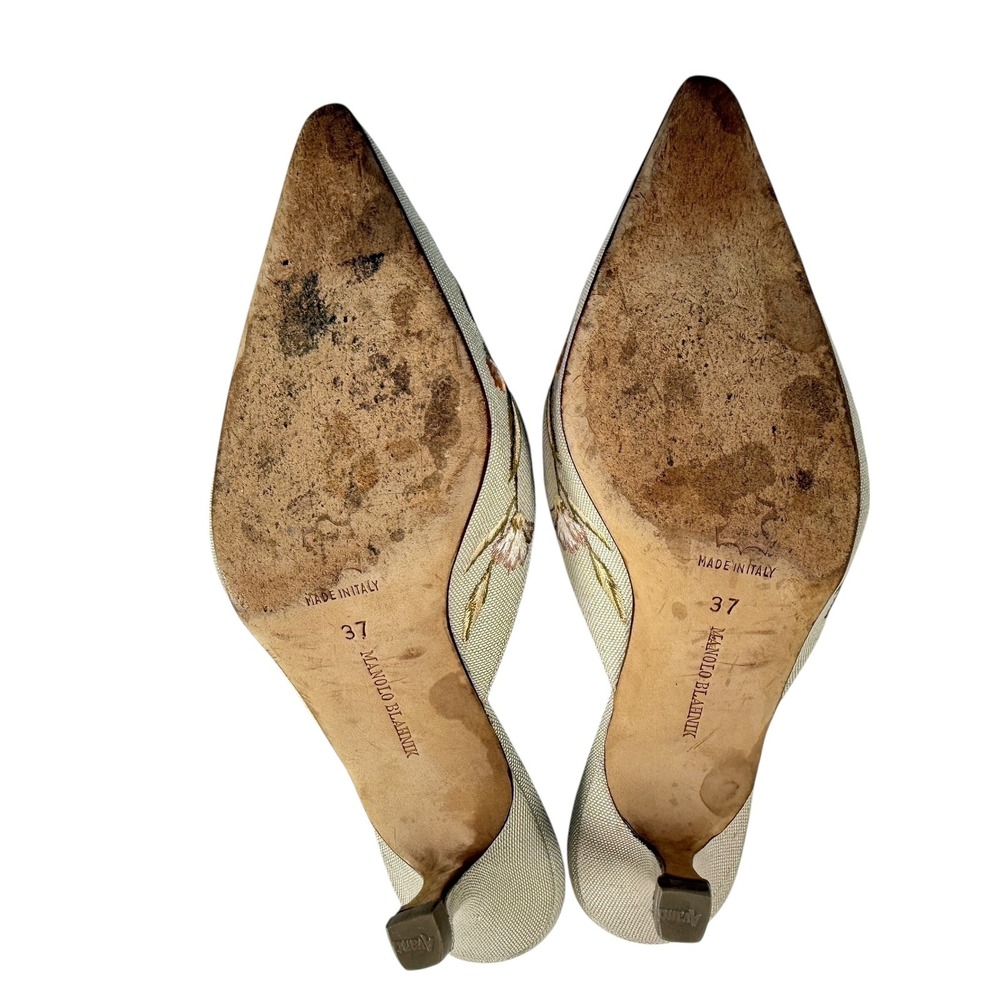 VERY RARE Manolo Blahnik Beige Embroidered Floral Mules - Picture 12 of 13
